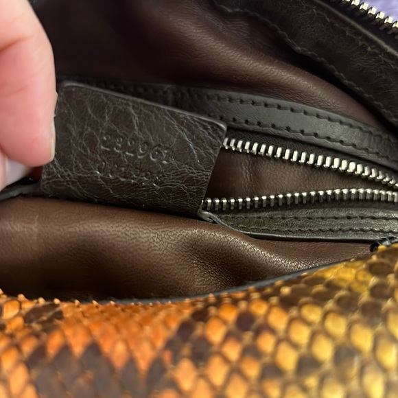 Gucci Python snake skin and leather handle bag with changeable strap - Picture 14 of 16